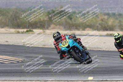 media/Nov-01-2025-CVMA (Sat) [[fc0f7531b8]]/Race 7-Formula Twins-Formula 40 UL/